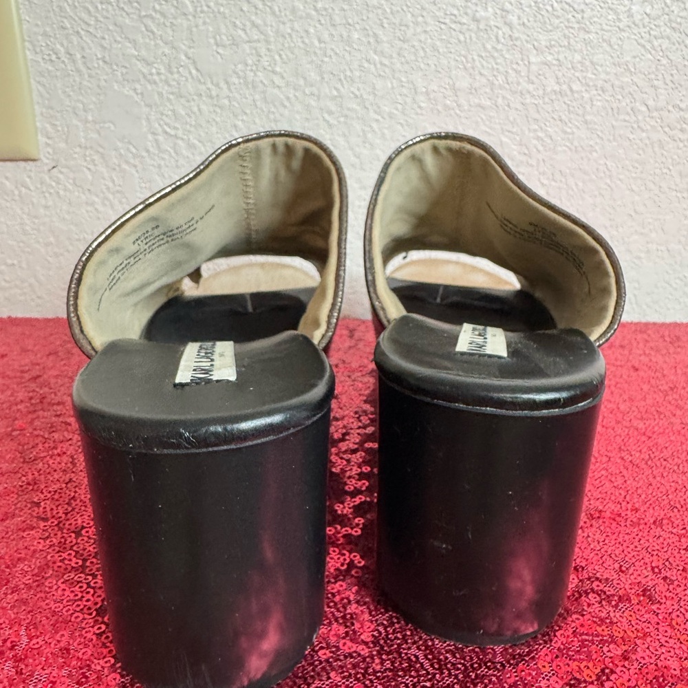 KARL LAGERFELD đź©¶ Metallic Silver Wedge Slip-On Sandals đź©¶ (Womens Size 8) - Picture 6 of 12